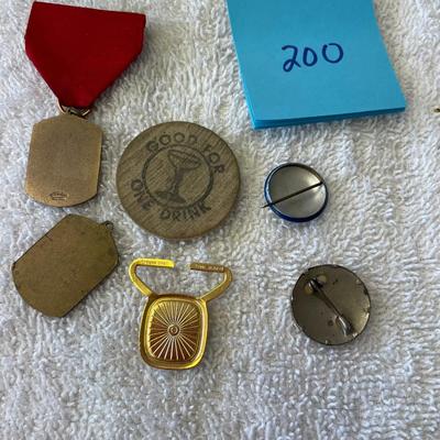 Lot of trinket souvenirs