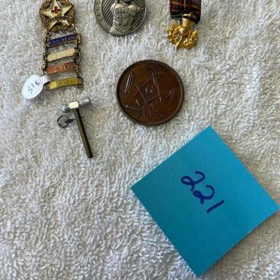 Lot of trinkets