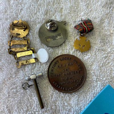 Lot of trinkets