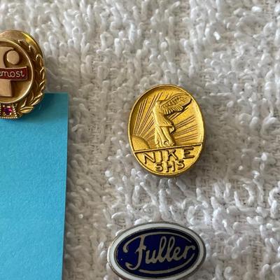 Award & Fraternal Pins