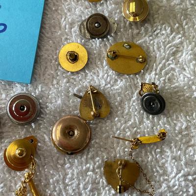 Award & Fraternal Pins