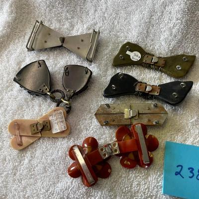Lot of Vintage Bakelite & early plastic Buckles