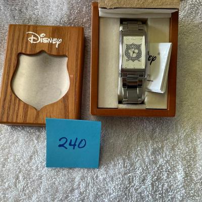 Disney World NIB Mickey Mouse Watch
