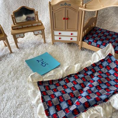 TOMY 1970s Doll House Bedroom Set