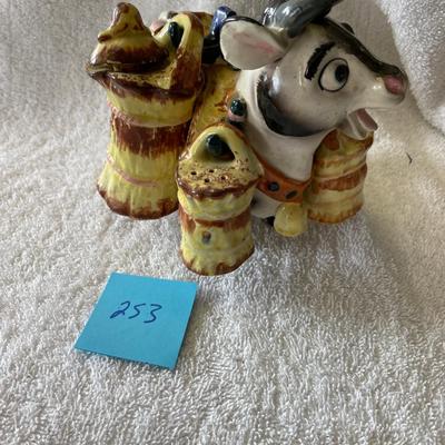 Donkey Condiment set