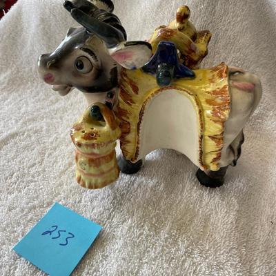 Donkey Condiment set