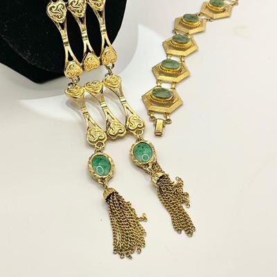 1220 Accessocraft Costume and Van Dell Bracelet