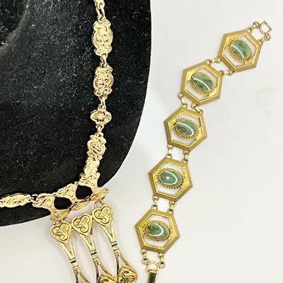 1220 Accessocraft Costume and Van Dell Bracelet