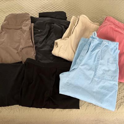 1237 Lot of Ladies LL Bean Pants and Capris