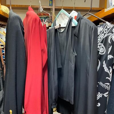 1245 Ladies Evening Wear Lot