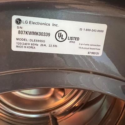 LG ELECTRIC WASHER & DRYER SET WITH PEDESTALS