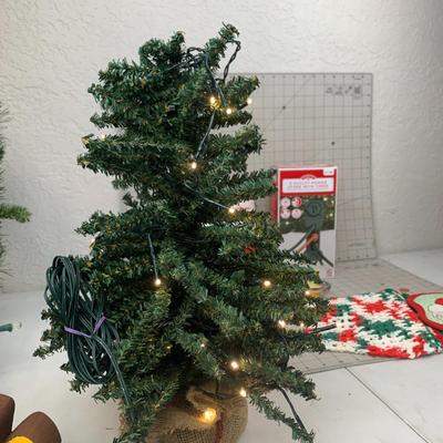 #583 Mini Christmas Tree, Power Outlet Stake With Timer