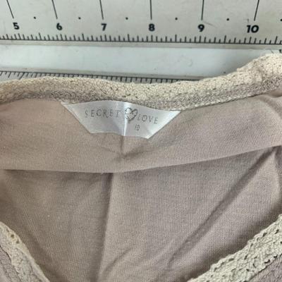 #594 Secret Love 10 Pajamas