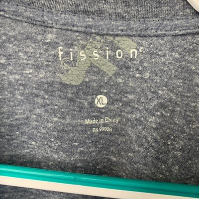 #600 Fission XL Black Sweater and Gray Tee