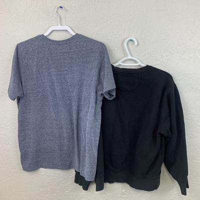 #600 Fission XL Black Sweater and Gray Tee