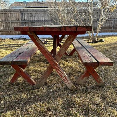 PICNIC TABLE WITH BENCHES