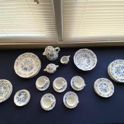 Blue Danube China Set