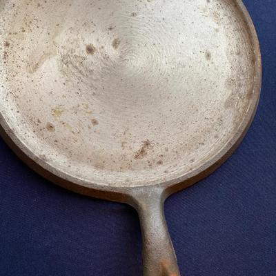 Cast Iron Frying Pan Lot