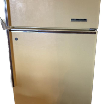 Vintage Harvest Gold Gibson Refrigerator
