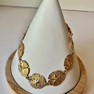 14K Gold Sand Dollar Bracelet