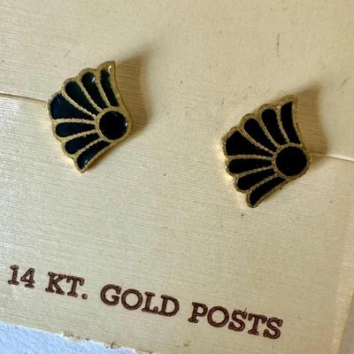 Ear Ring Lot