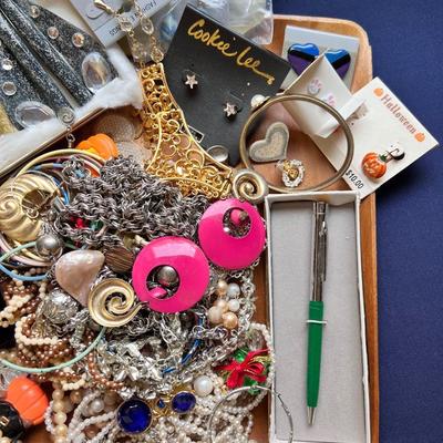 Costume Jewelry Lot