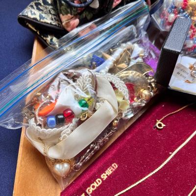 Costume Jewelry Lot