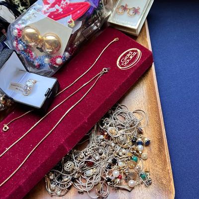 Costume Jewelry Lot
