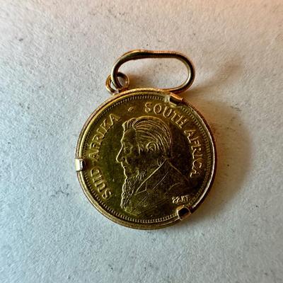 Suid Afrika 22K Gold Coin Pendant