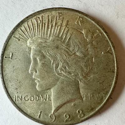 1922, 1923 Peace Dollar Coin Lot