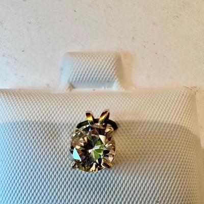 14K Gold Ear Ring Lot