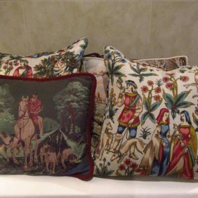 English Hunting Theme Accent Pillows