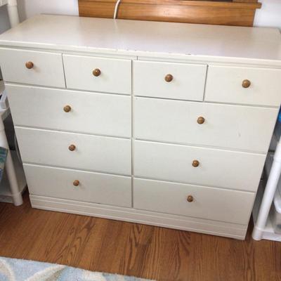 1342 Vintage Wooden 10 Drawer Dresser