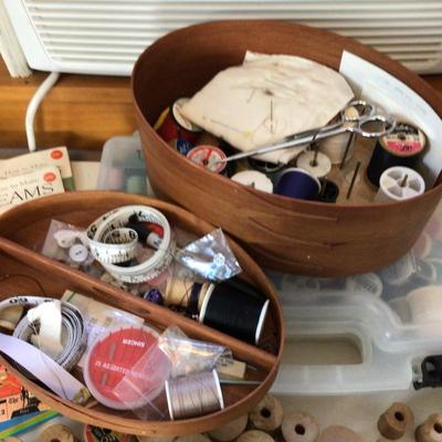 1341 Vintage Shaker Sewing Box Lot