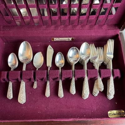 1296 International Sterling Silver Flatware Radiant Rose 90 pc Set