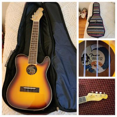 Fender Ukulele 52 Stratocaster with case