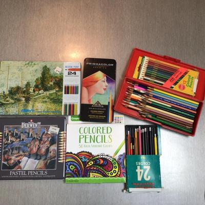 1319 Prismacolor Colored Pencils Artist Drawing Lot