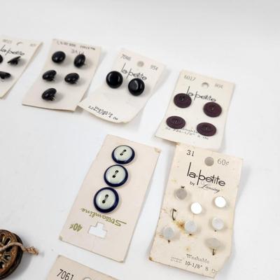 OLD BUTTON BUNDLE #4