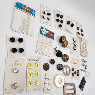 OLD BUTTON BUNDLE #4