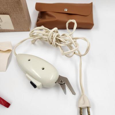 VINTAGE ELECTRIC SCISSORS & KNIT PICKER