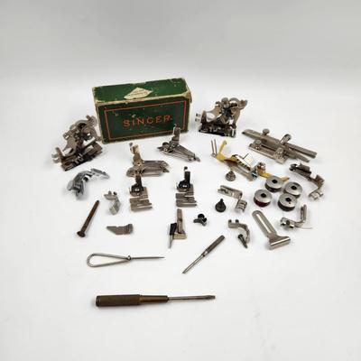 SINGER SEWING MACHINE ACCESORIES BUNDLE