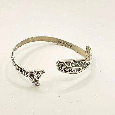 1353 Like New Sterling Bill J. Wilson Orca Whale Cuff Bracelet