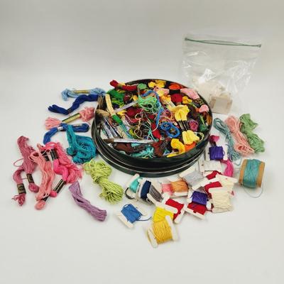 LARGE EMBROIDERY THREAD BUNDLE