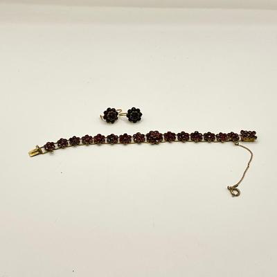 1568 Antique Gold Plated Garnet Bracelet with Matching Earring Set