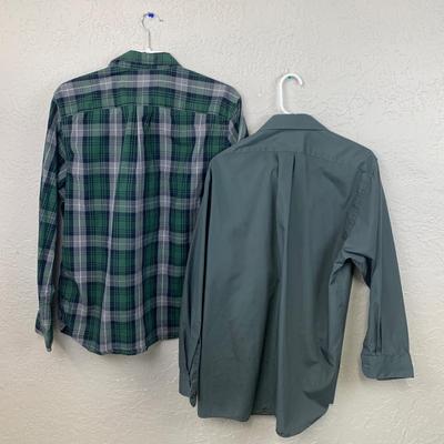 #603 Van Heusen & Simply Styled Button Up Shirts Large