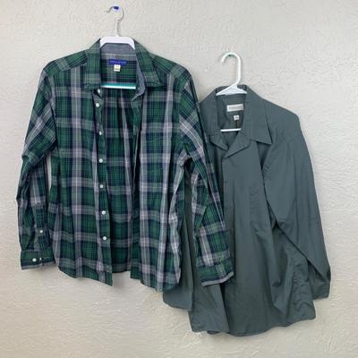 #603 Van Heusen & Simply Styled Button Up Shirts Large