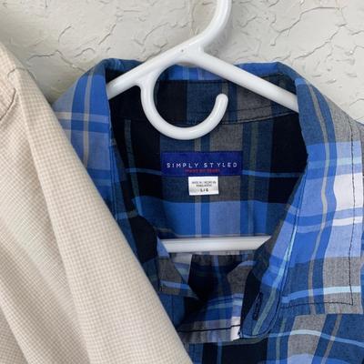 #605 Simply Styled and Nautical Short Sleeve Button Up Large