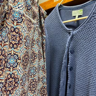 1244 SAHALIE Womenâ€™s Clothing Lot