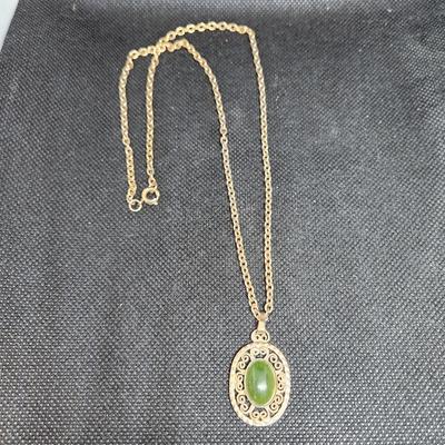 Costume necklace & pendant c grade jade