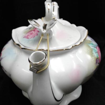 Lefton Teapot with a porcelain Butterfly  lid holder